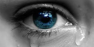 اشک و انواع گوناگونی که این مایع چشمی دارد !